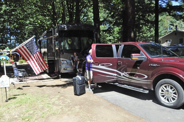 The?truck and RV of the two RV Gypsies
