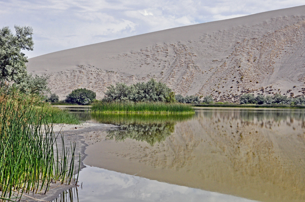 Sand Dunes Lake