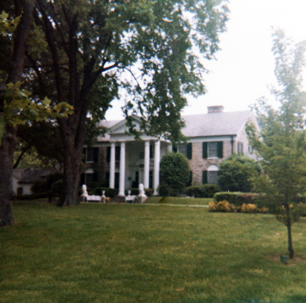 Graceland 2002