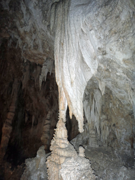 Faboulous formations and decorations.