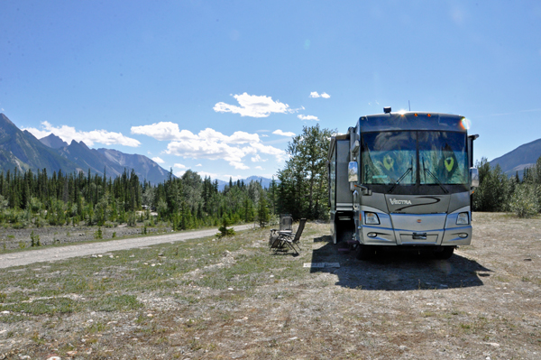 The two RV Gpysies RV