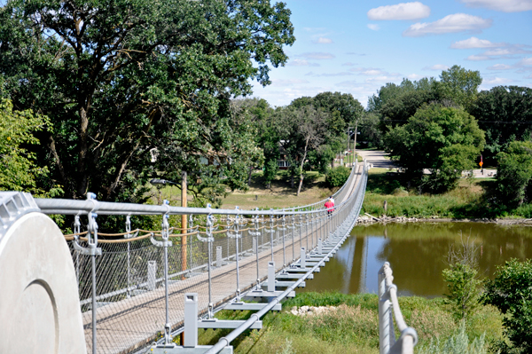 longest pedestrian foot bridge