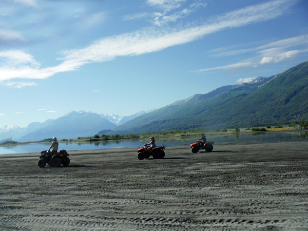 guide, Karen and Ilse