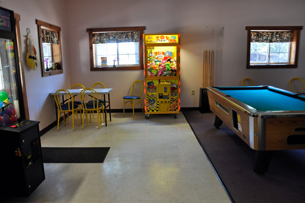 Hickory Hollow Campground rec room