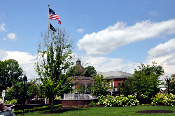 gazebo in Ligonier Circle