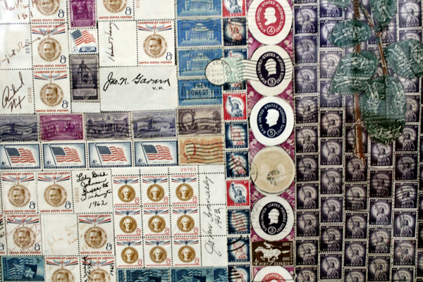 Quilt in the Eastland post offic