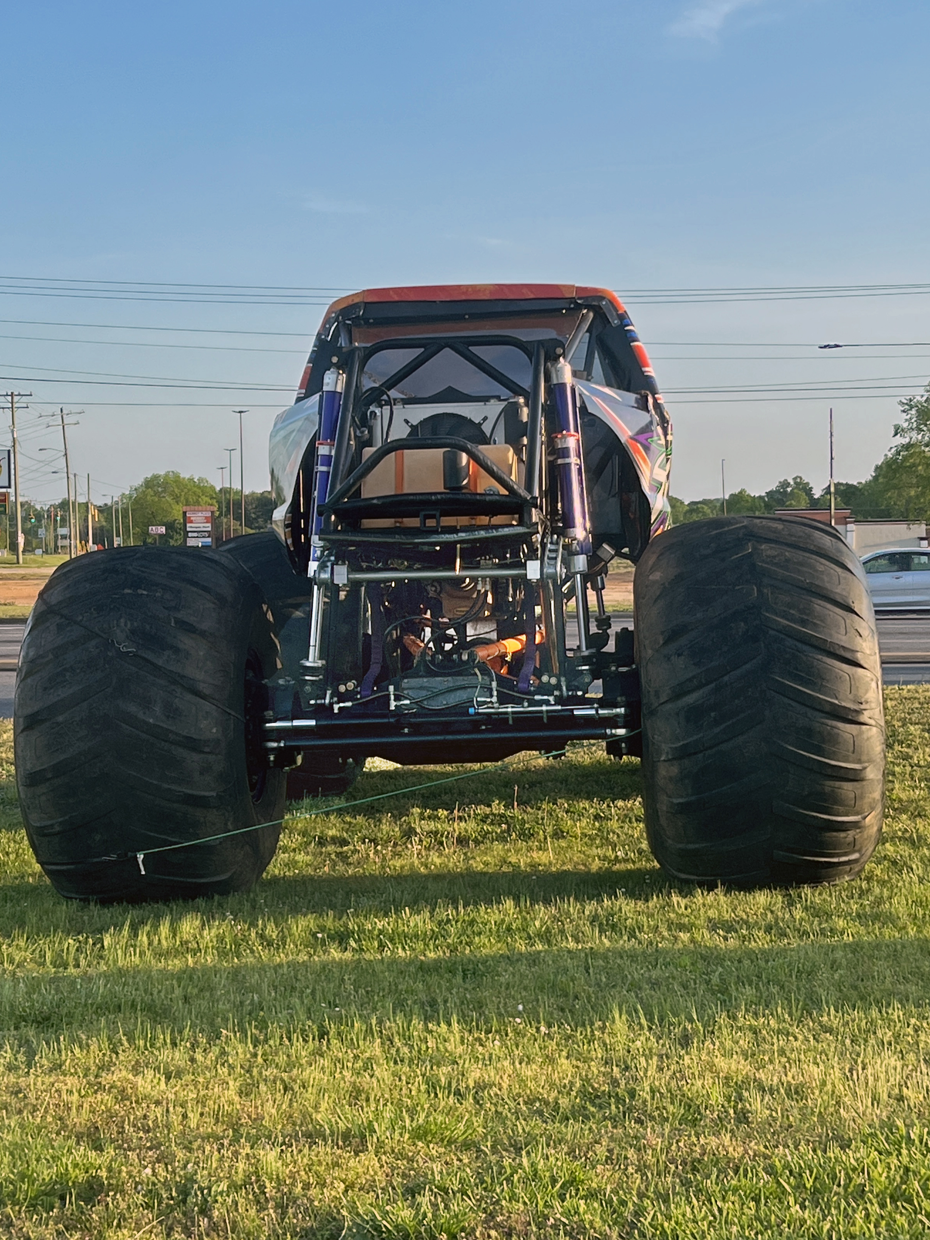 Sinistar monster truck