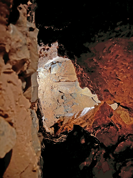 inside Endless Caverns