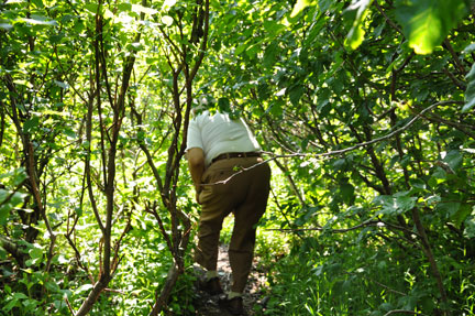 Lee Duquette trying to get through the trail