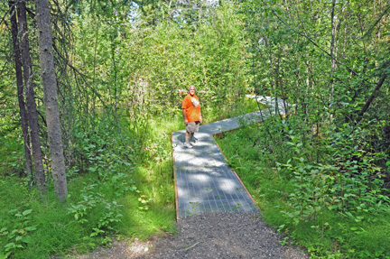 Lee Duquette on the trail